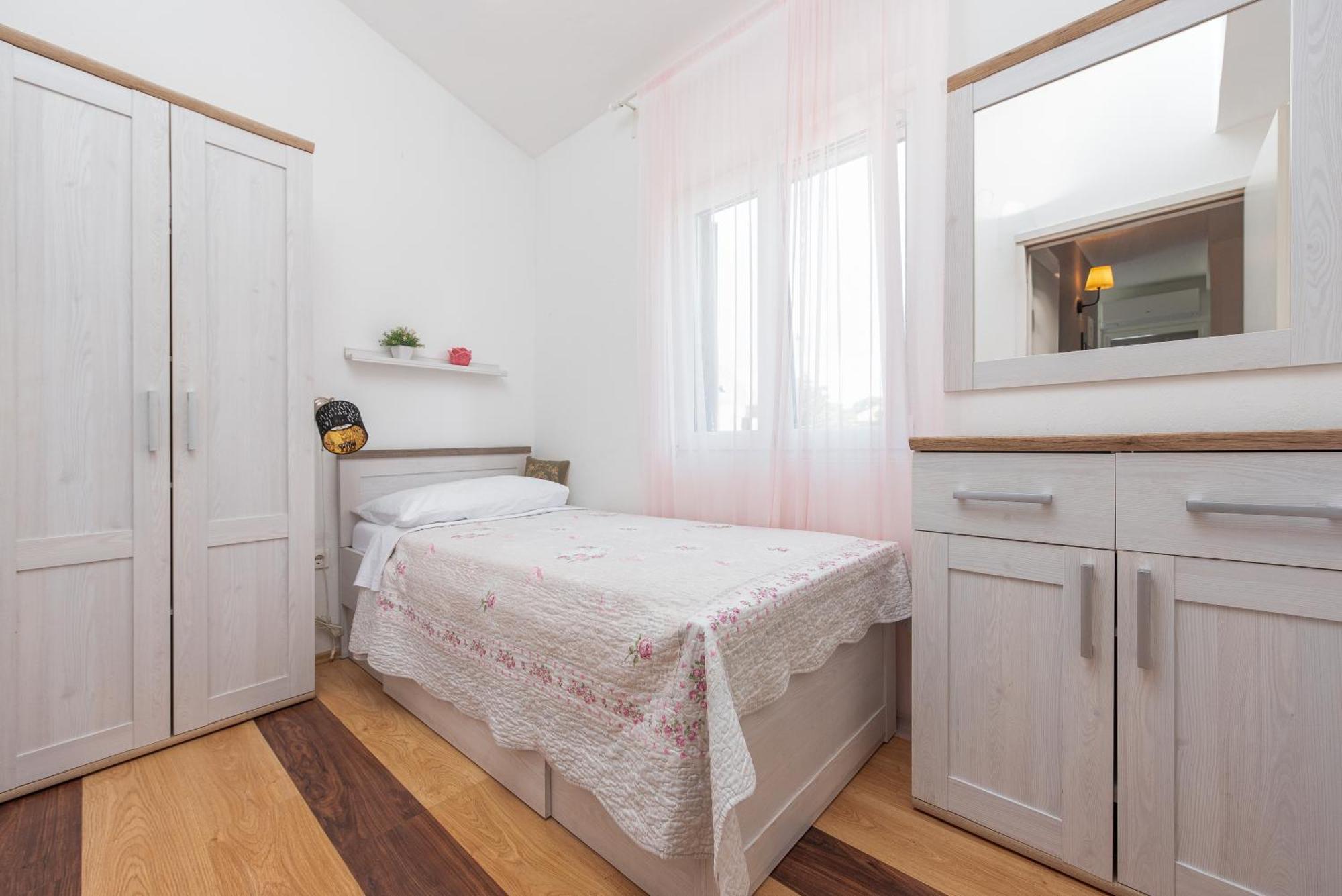 Apartment Mara